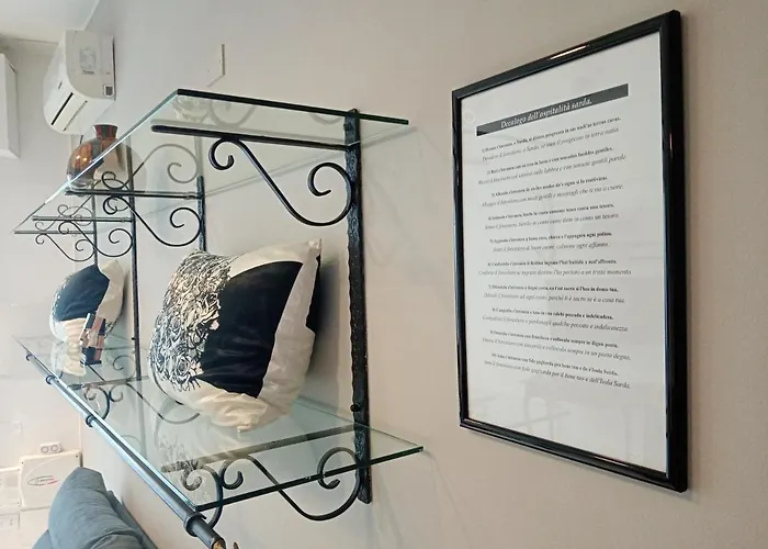 Einaudi 56 Guest House