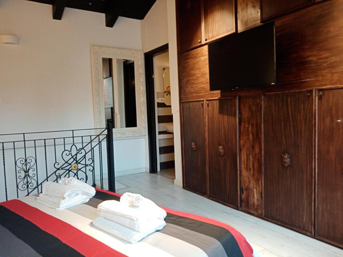 Apartment Einaudi 56